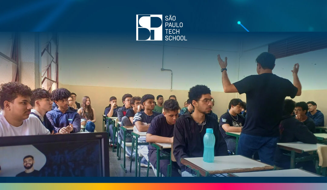 SPTECH promove encontro com alunos na ETEC Guaianazes